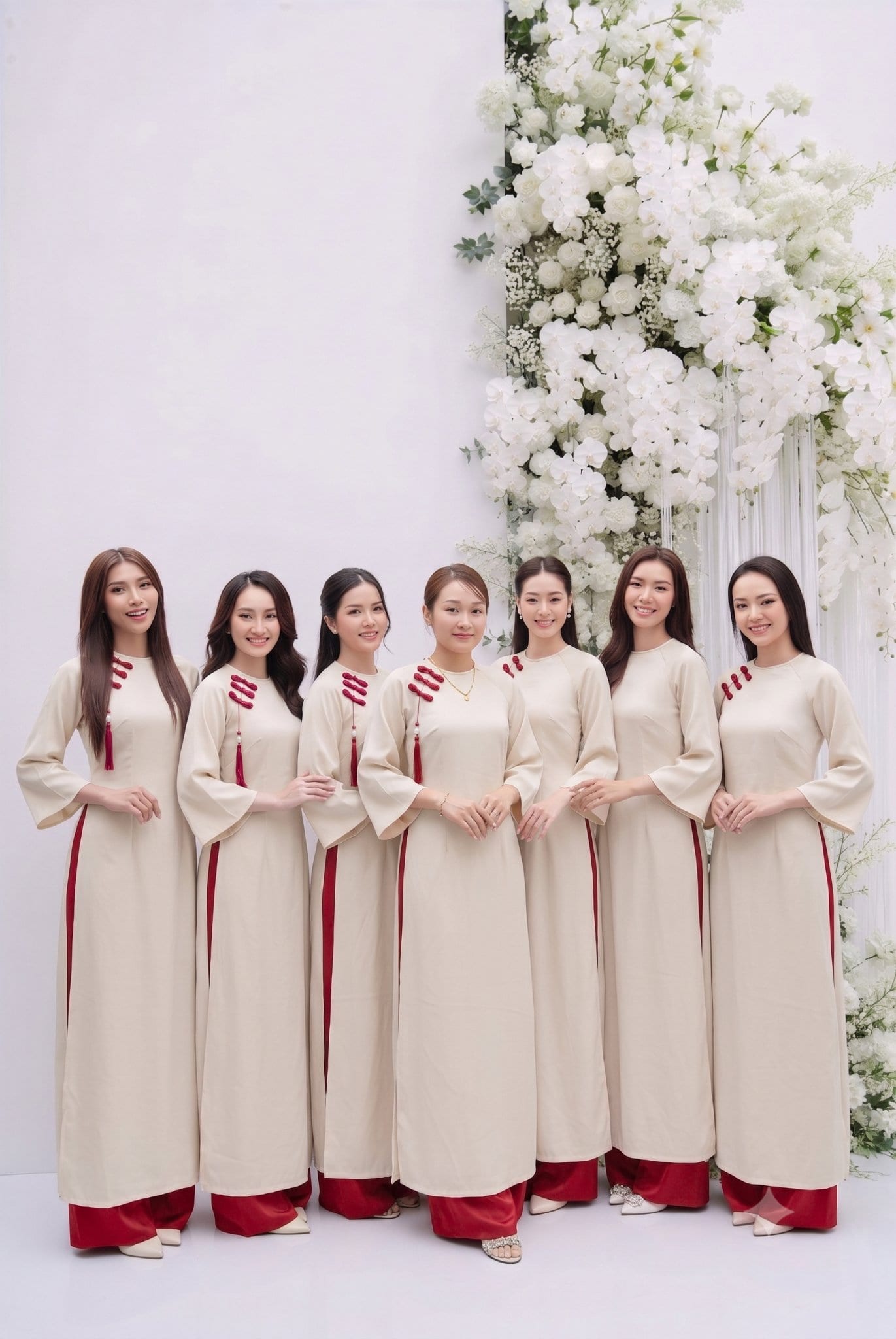 Cặp đôi dâu rể đang chuẩn bị phòng tân hôn ấm cúng tại thành phố Vinh Nghệ An