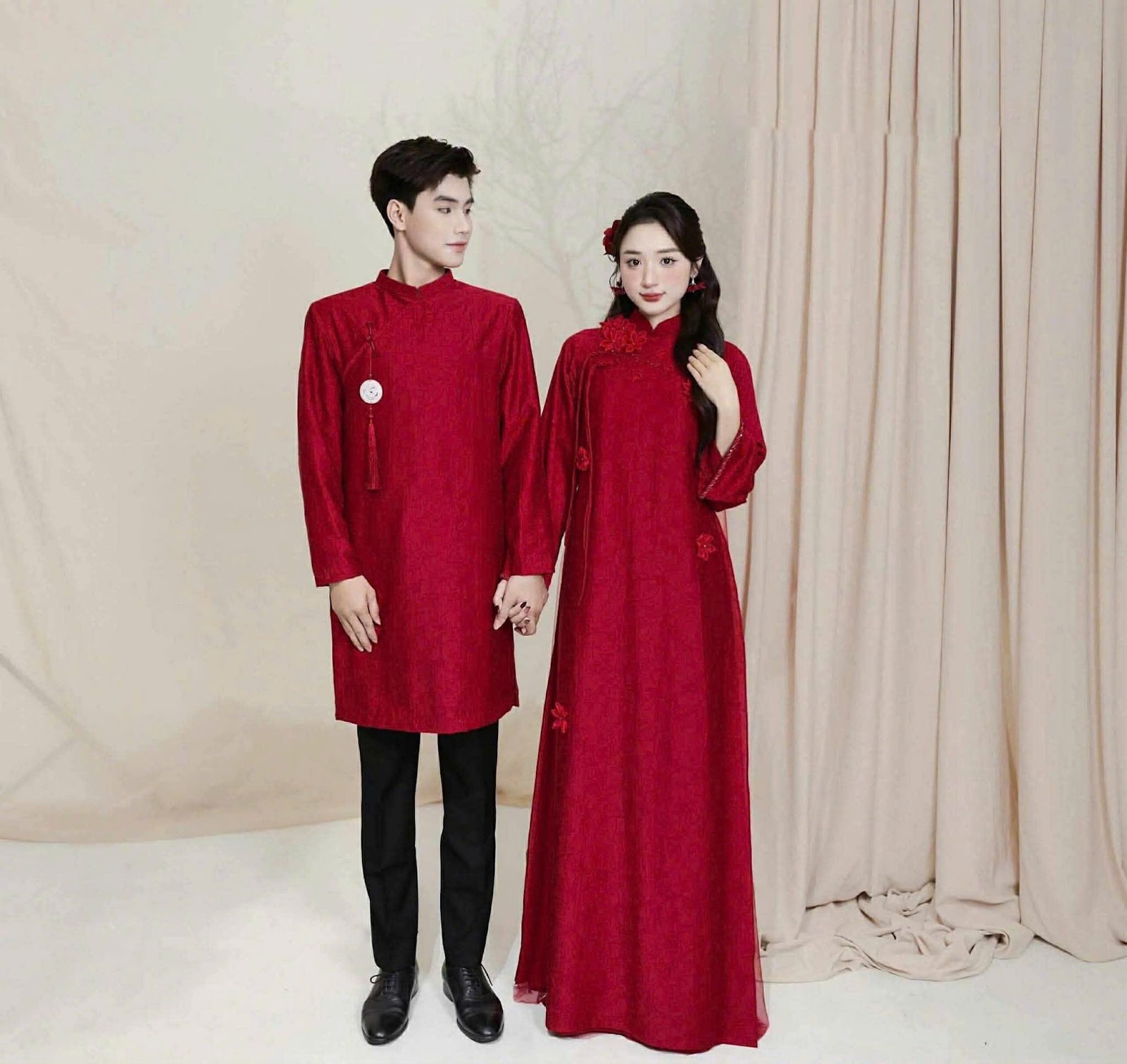 Cặp đôi tạo dáng tự nhiên trong album chụp ảnh cưới concept Hàn Quốc tại Khói Studio TP Vinh