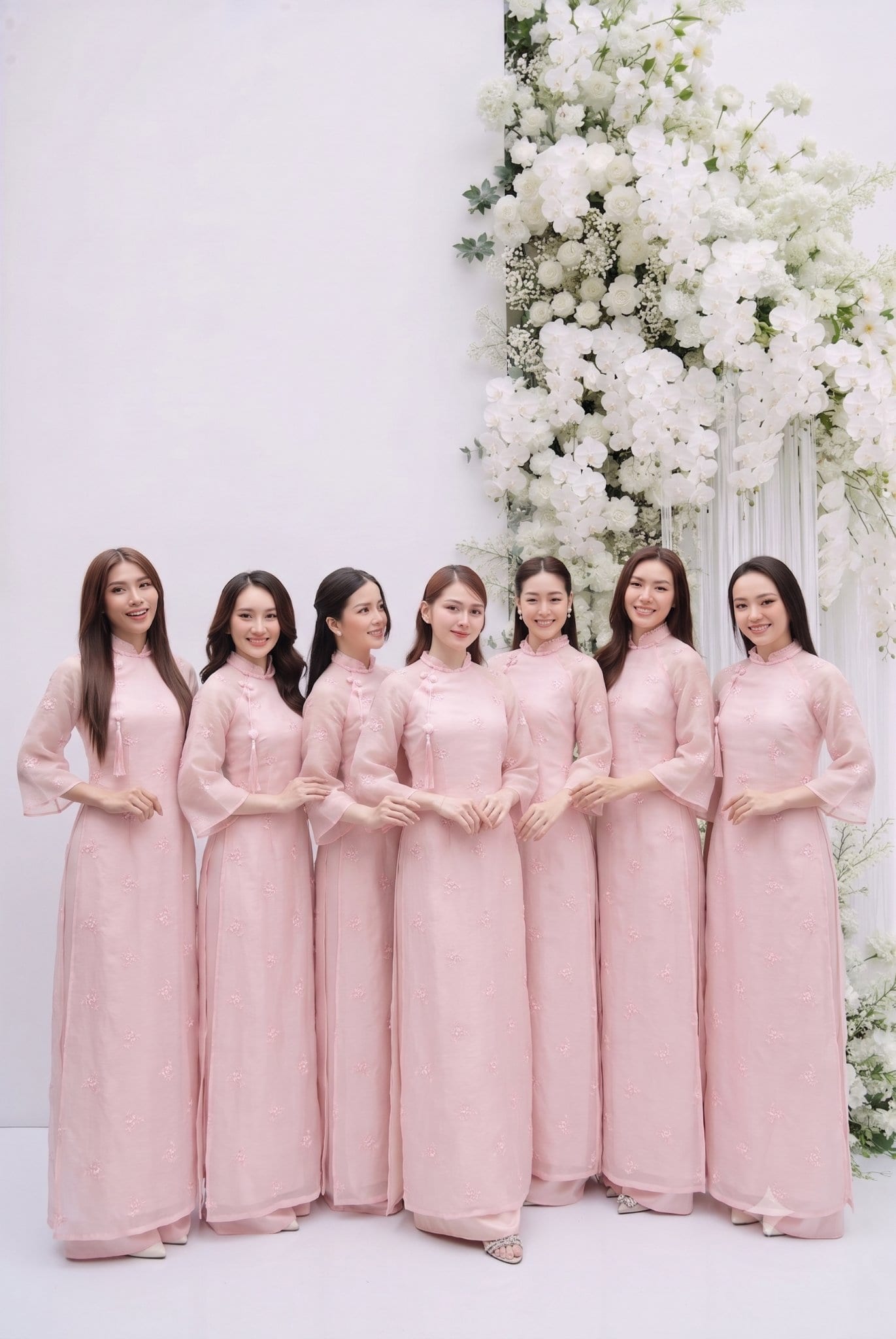 Cặp đôi chuẩn bị đồ và kinh nghiệm đi chụp ảnh cưới cùng ekip Khói Studio tại Vinh Nghệ An